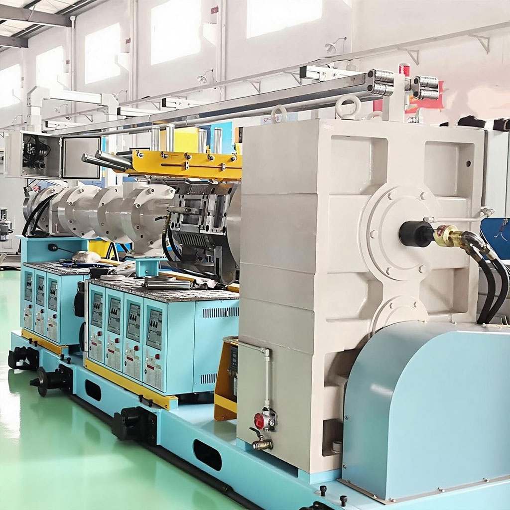 خط إنتاج أنابيب الرغوة المطاطية/الألواح